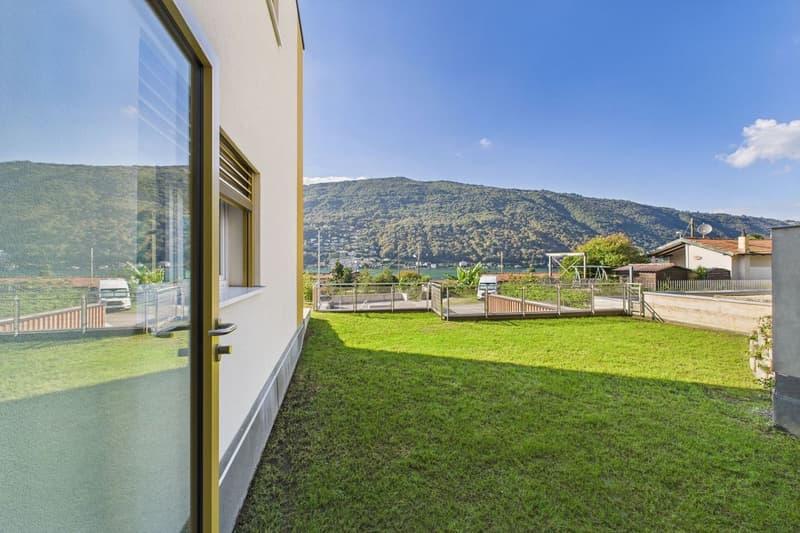 Affascinante appartamento di nuova costruzione nella residenza "Maison du Lac" (15)