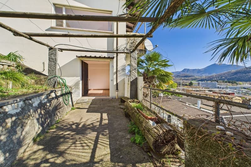 Agno interessante casa unifamiliare (26)