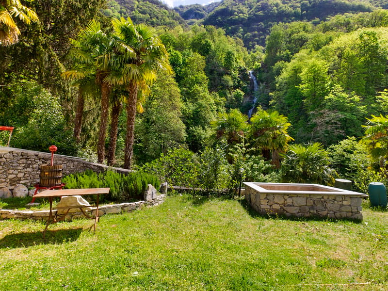 Splendido rustico circondato dalla natura - Melano, Val Mara (10)