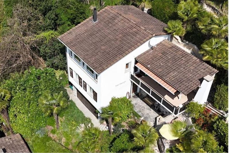 Bissone - A true gem with 180° panoramic view (12)
