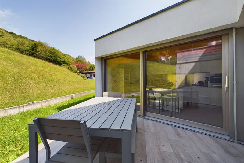 Villa de design dans le vert d'Arogno - Vue panoramique de rêve ! (15)
