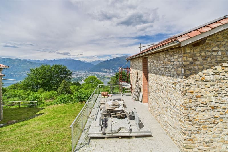 San Nazzaro - Nouvelle construction dans le vert - Vue de rêve ! (4)