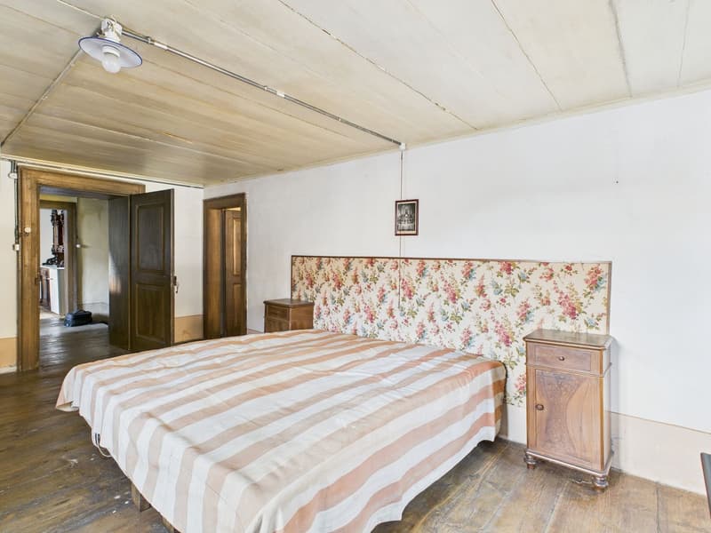 Maison de résidence traditionnelle avec un terrain de construction spacieux et beau - Ambrì (3)