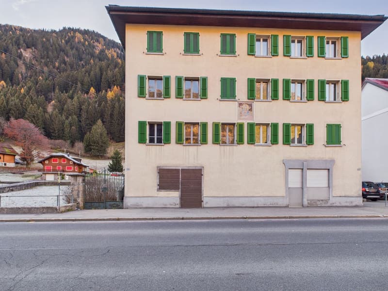 Maison de résidence traditionnelle avec un terrain de construction spacieux et beau - Ambrì (14)