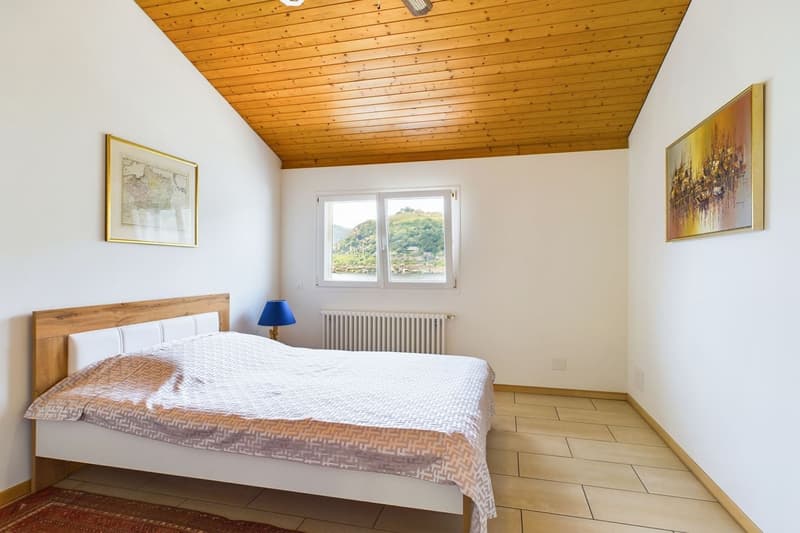 Una grande proprietà in riva al lago a Brusino Arsizio (11)