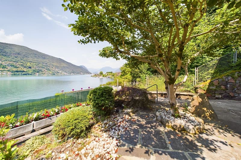 Una grande proprietà in riva al lago a Brusino Arsizio (16)