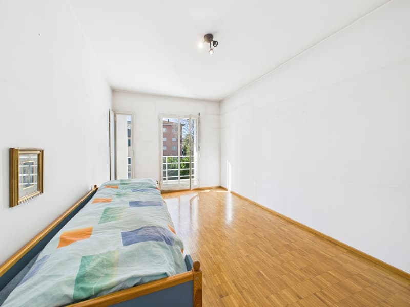 Spaziosa casa di 7,5 locali con giardino privato vicino al centro di Lugano (9)