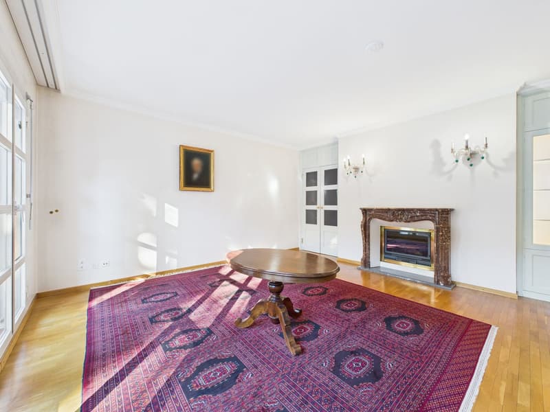 Spaziosa casa di 7,5 locali con giardino privato vicino al centro di Lugano (3)