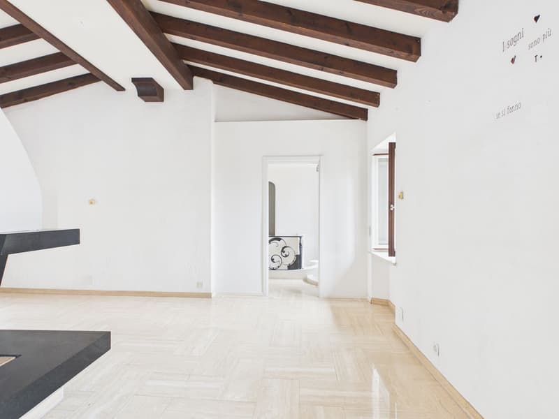 4.5-Zimmer-Haus im historischen Dorfkern von Agno (17)
