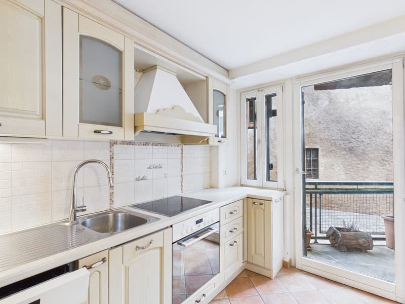 4.5-Zimmer-Haus im historischen Dorfkern von Agno (8)