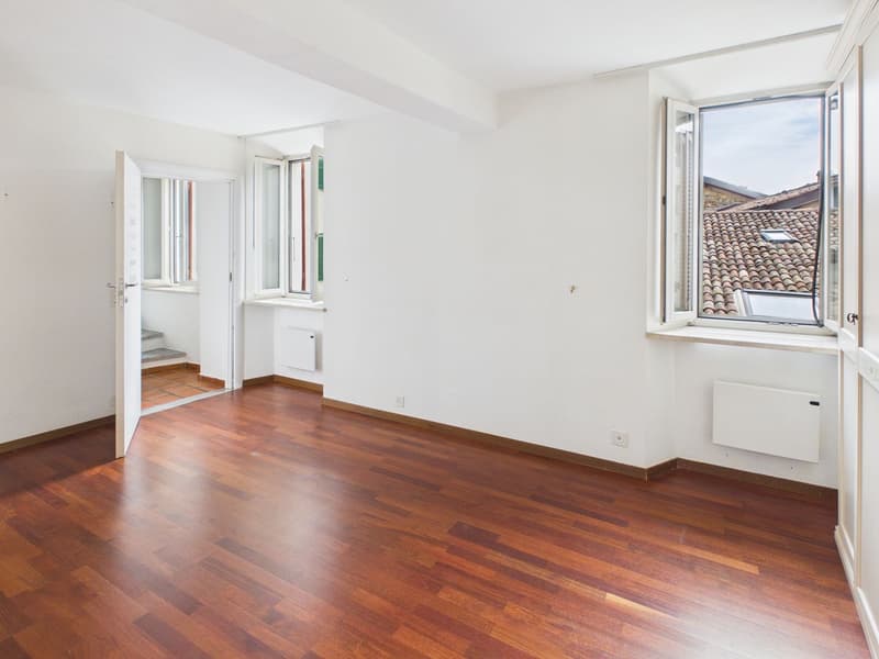 4.5-Zimmer-Haus im historischen Dorfkern von Agno (11)