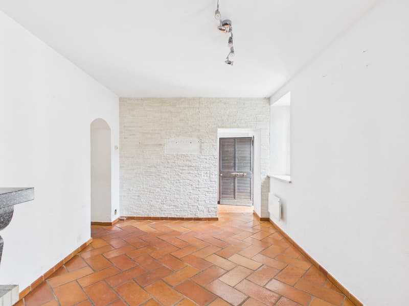 4.5-Zimmer-Haus im historischen Dorfkern von Agno (4)