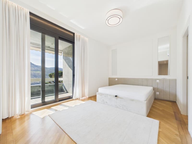 Villa de design exclusive avec piscine et jardin privé (8)