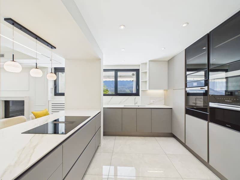 Villa de design exclusive avec piscine et jardin privé (7)