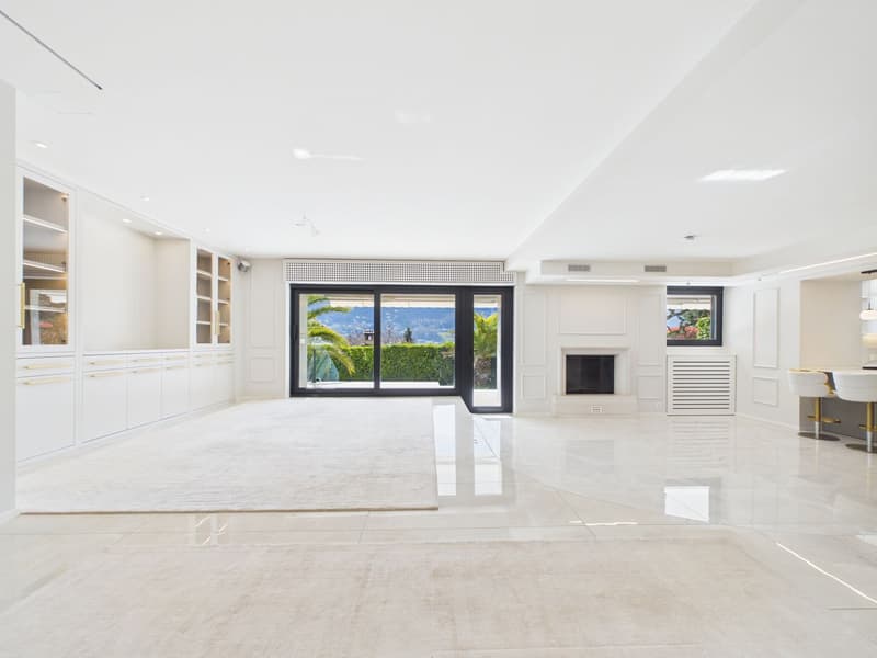 Villa de design exclusive avec piscine et jardin privé (5)