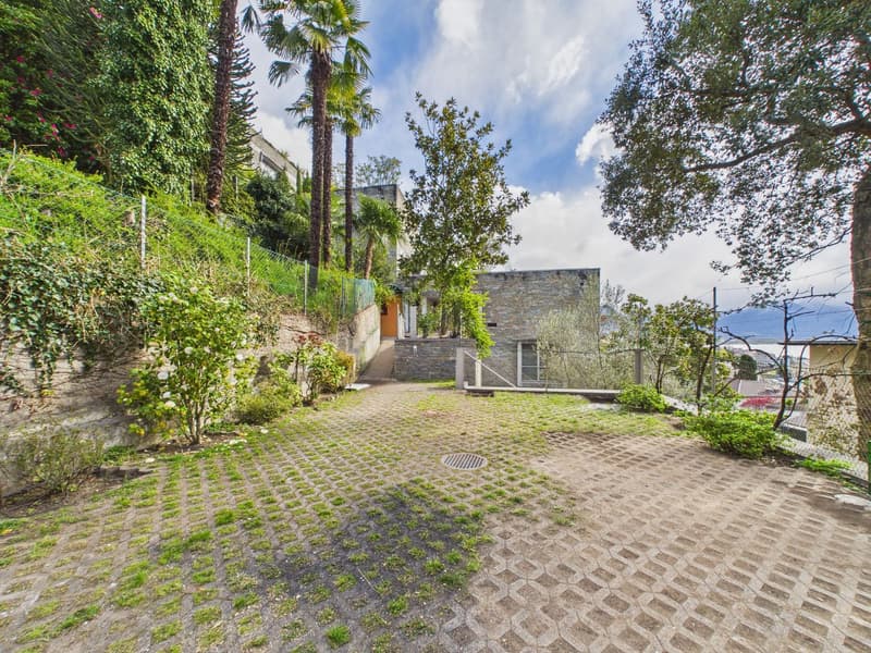 Appartamento elegante e raffinato con vista panoramica sul Lago Maggiore (11)