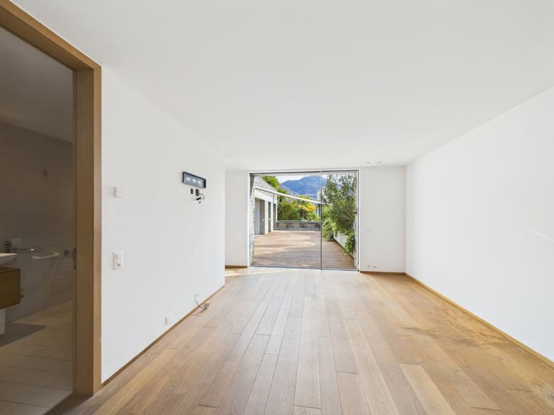 Appartamento elegante e raffinato con vista panoramica sul Lago Maggiore (6)