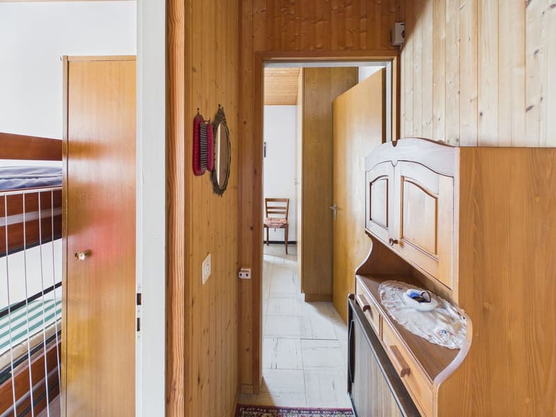Casa di nucleo con cortile e possibilità di sopraelevazione (12)