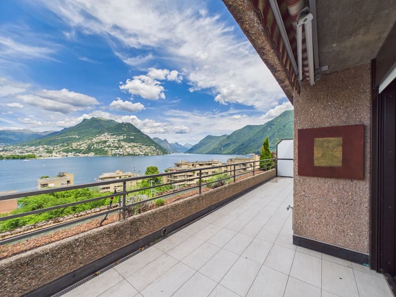 Appartement panoramique avec une vue rêvée sur le golfe de Lugano (23)