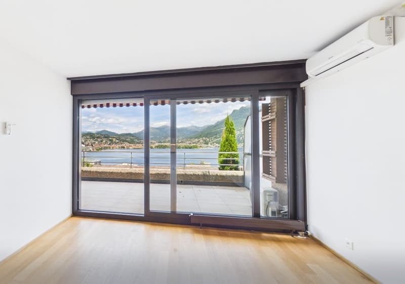Appartement panoramique avec une vue rêvée sur le golfe de Lugano (8)