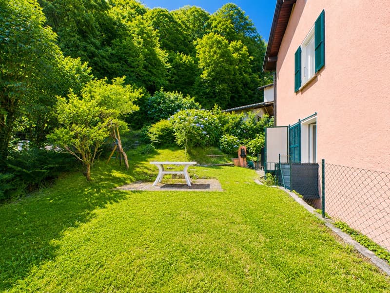 Dreamy single-family house full of charm with garden (6)