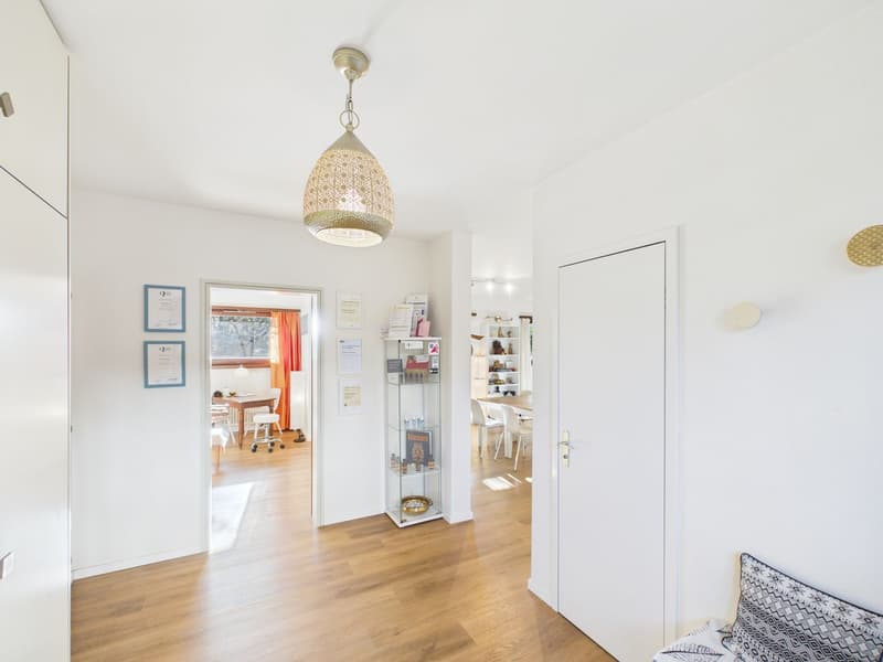 3½ pièces rénovés avec potentiel 4½ - avec garage (5)