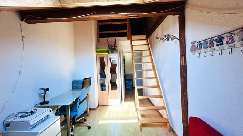 2ème appartement, 2ème étage