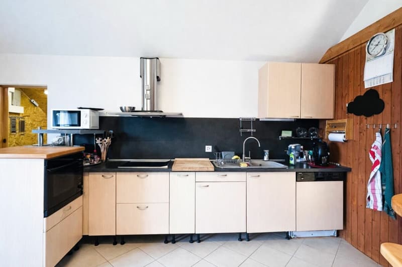 2ème appartement, 2ème étage