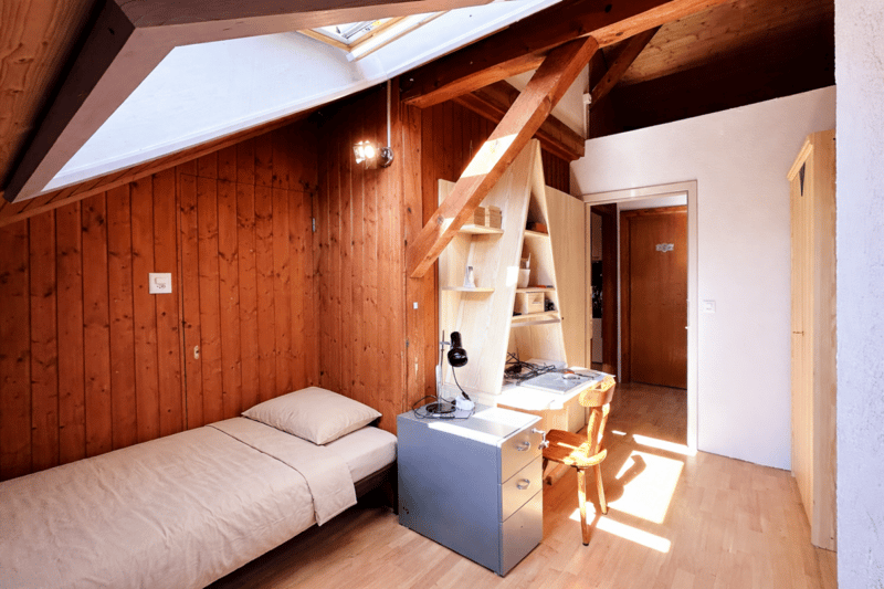 2ème appartement, 2ème étage