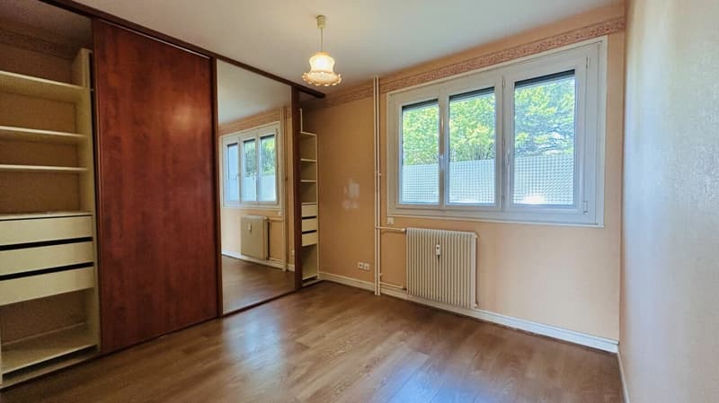 5-room apartment (9)