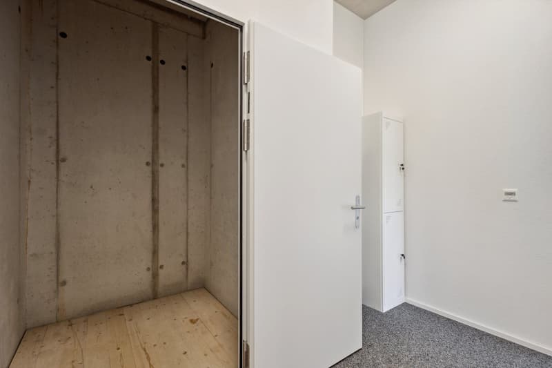 Modern 3.5-room apartment with 18 m² balcony in Bollodingen (10)