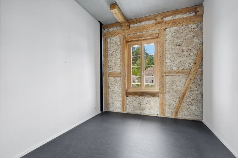 Modern 3.5-room apartment with 18 m² balcony in Bollodingen (6)