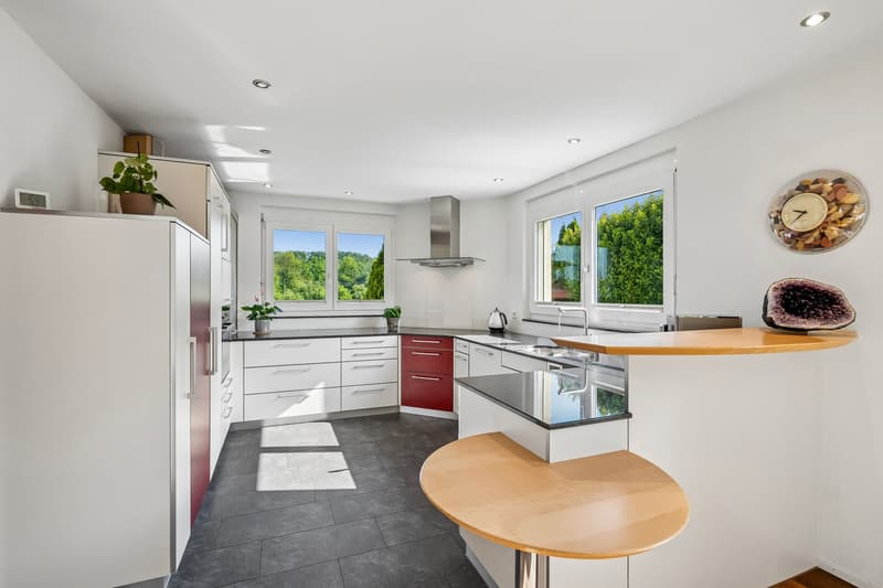 Exclusive living with a view of the greenery in Hettlingen (5)