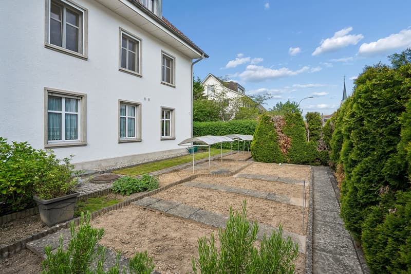 Garden apartment with single-family house feeling 260 m² private garden (13)