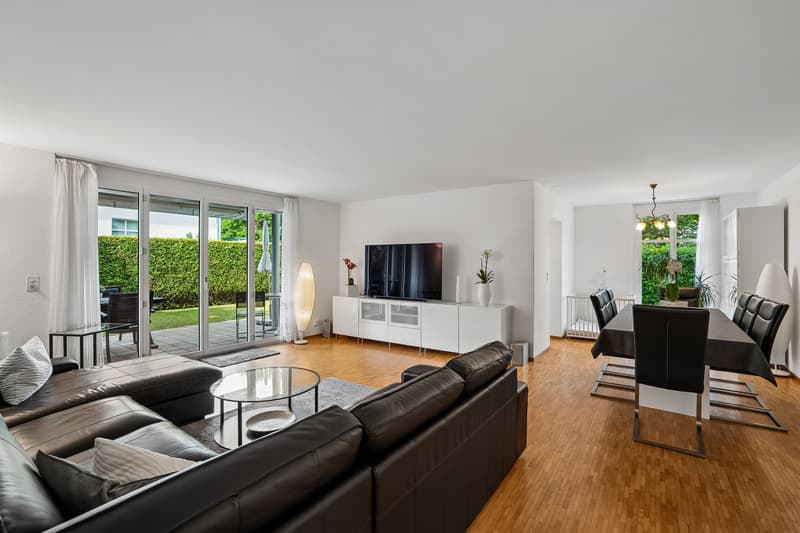 Garden apartment with single-family house feeling 260 m² private garden (3)