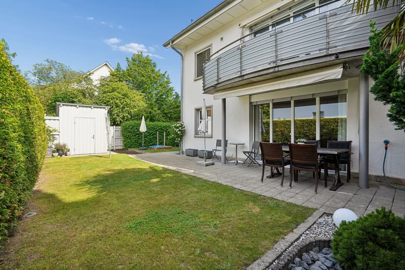 Garden apartment with single-family house feeling 260 m² private garden (2)