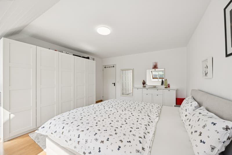 Ihr neues Zuhause auf zwei Ebenen: Grosszügige 5.5-Zimmer-Duplexwohnung (7)