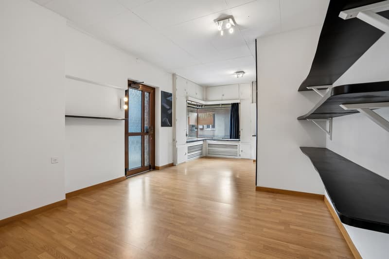 Zentrales Wohn- & Geschäftshaus mit Terrasse in Frick (12)