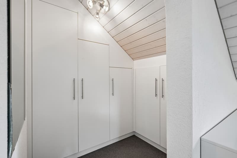 Move in and feel at home in this well-maintained 5.5-room single-family house (5)