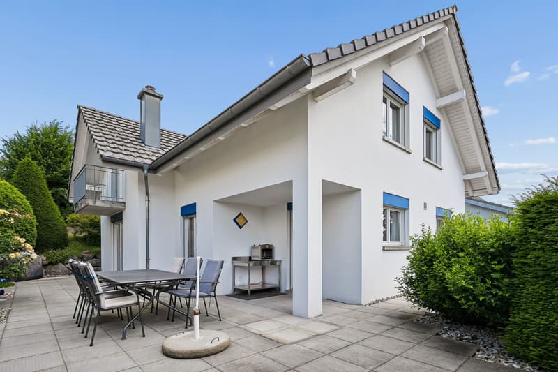 Move in and feel at home in this well-maintained 5.5-room single-family house (1)
