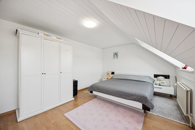 Ihr neues Zuhause auf zwei Ebenen: Grosszügige 5.5-Zimmer-Duplexwohnung (12)