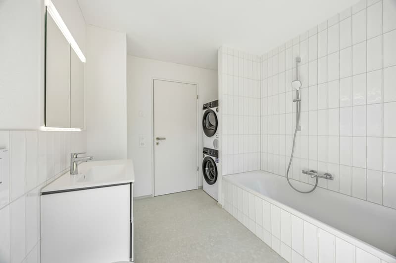 2.5-room apartment in a new building / first occupancy with a sunny south balcony in Neuenhof (8)