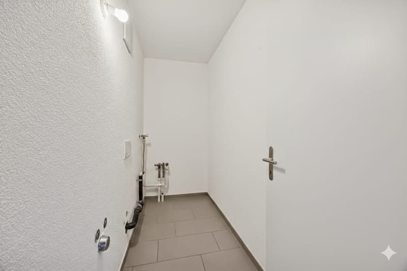 Attractive 3-room apartment with 28.6 m² terrace and lift (8)