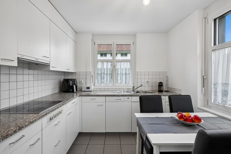 Gartenwohnung mit Einfamilienhausgefühl - 260 m² Privatgarten (5)