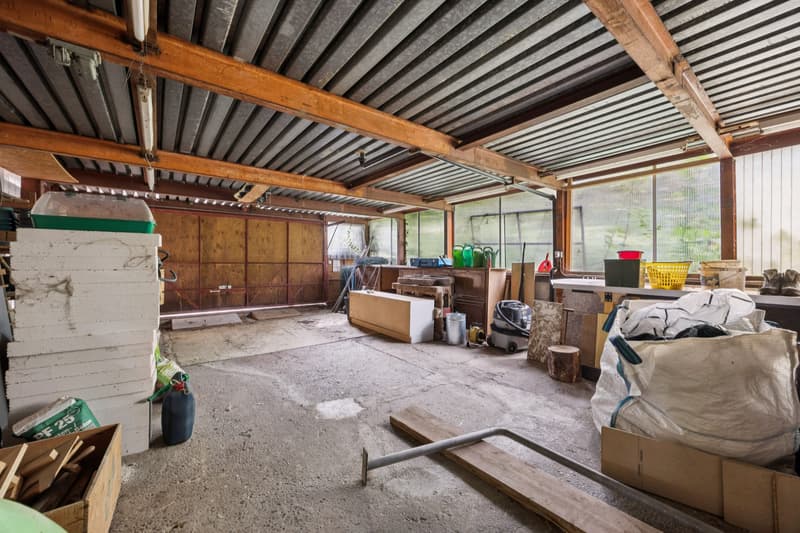 Grosszügiges 7-Zimmer-Haus in Leibstadt mit grosser Dachterrasse und viel Potenzial (12)