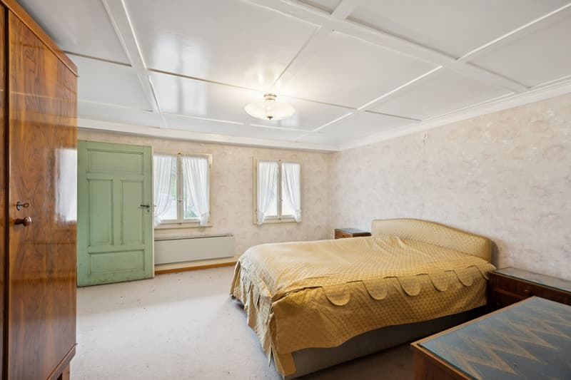 Grosszügiges 7-Zimmer-Haus in Leibstadt mit grosser Dachterrasse und viel Potenzial (8)