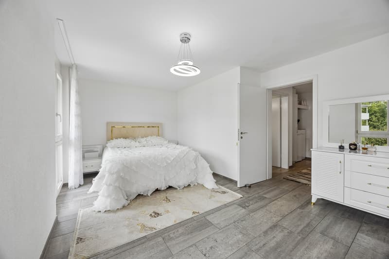 Ihr neues Zuhause im Grünen: 158 m² Wohngenuss auf einer Etage - stilvoll und modern (7)
