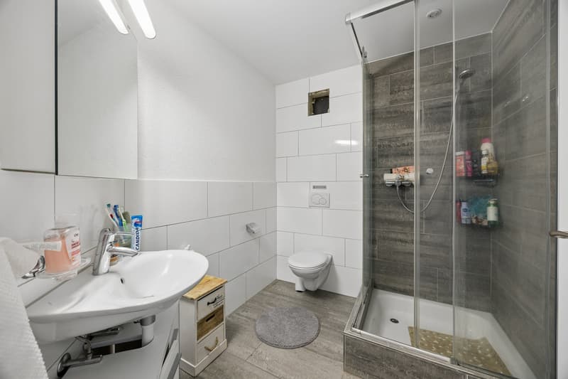Ihr neues Zuhause im Grünen: 158 m² Wohngenuss auf einer Etage - stilvoll und modern (11)
