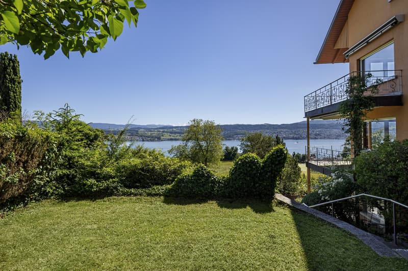 PANORAMAGRUNDSTÜCK AM ZÜRICHSEE (4)