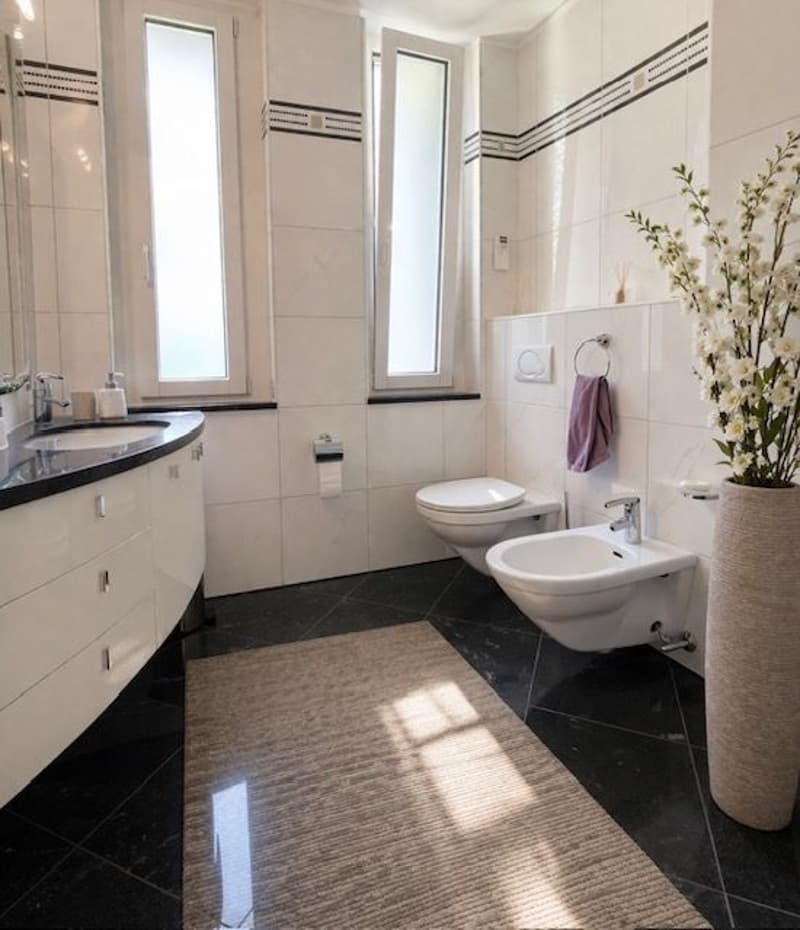 Prestigiosa villa unifamiliare con giardino esclusivo (11)